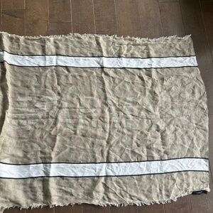 Emporio Armani classic beige scarf